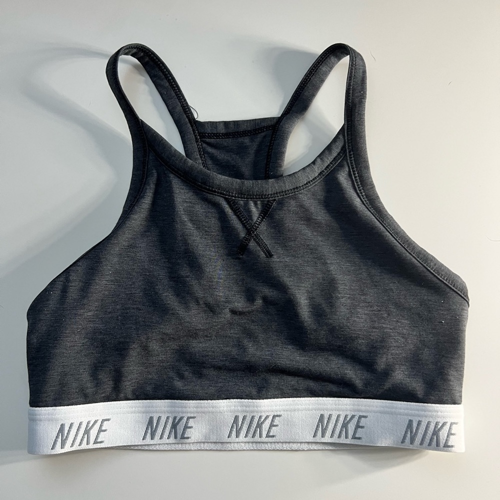 Women’s Unpadded Nike Bra!